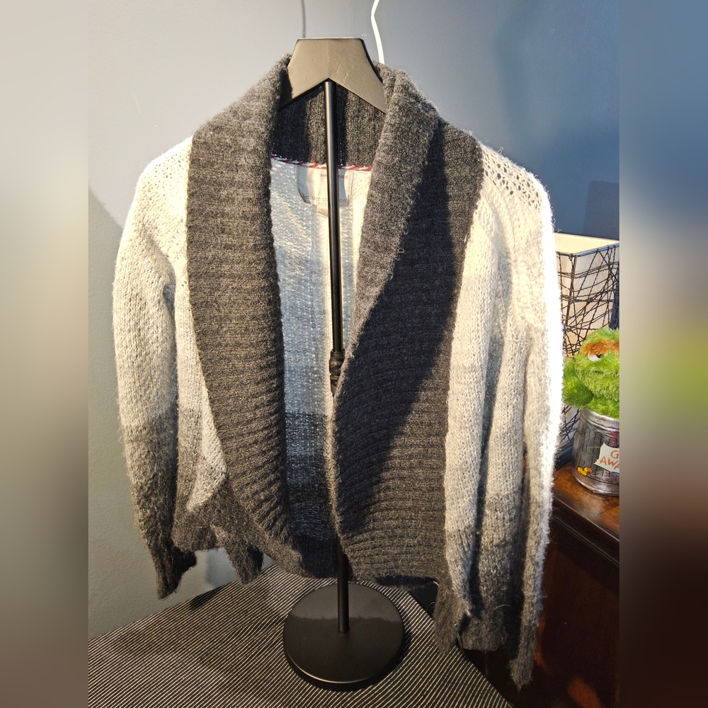 Cozy Gray and Black Knit Whool Blend Cardigan